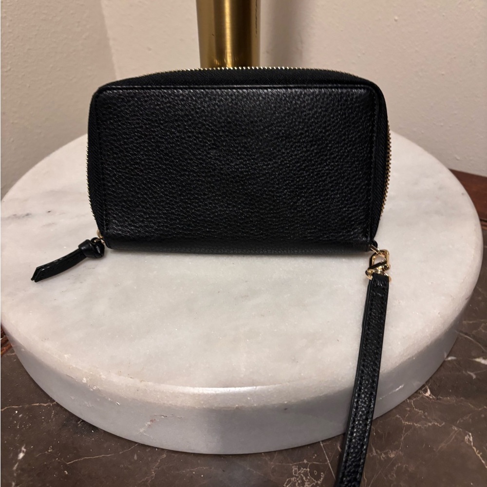 Tory Burch - Picture 2 of 4